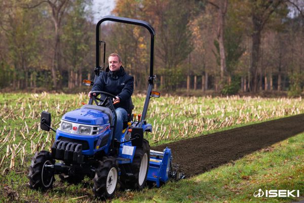 Iseki mini tractor TM 3217 hydrostatische aandrijving - Afbeelding 4